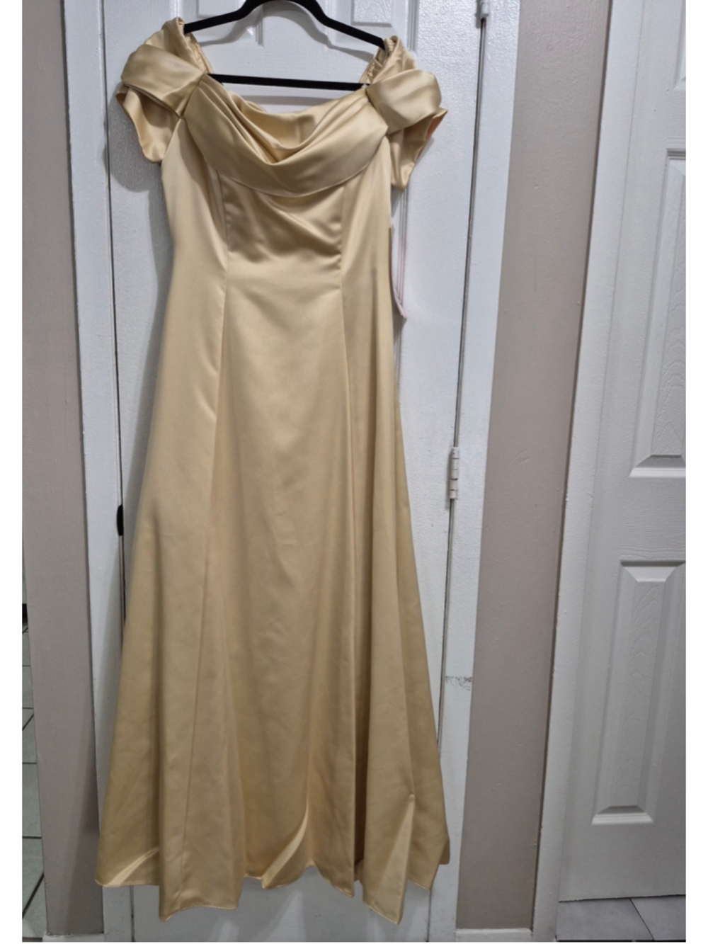 Women's VTG Gold Off-Shoulder Wedding Dress Size Lg